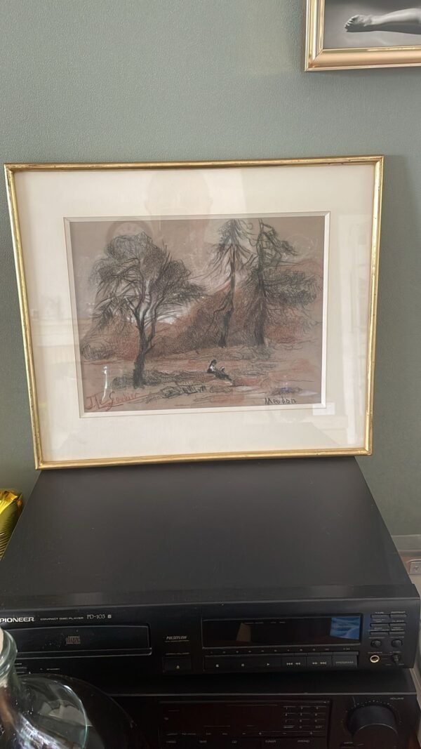 Sanguine et Fusain. de Jane Lesoudier  ( Femme assise en forêt situé à Meudon )