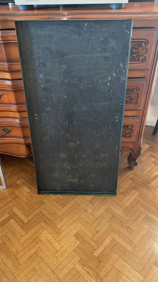 Plaqué émaillée, Ferrari, Circa 1960 Vendue  par Osenat 10 168 Euros Estimation 7000 / 9000 – Image 4