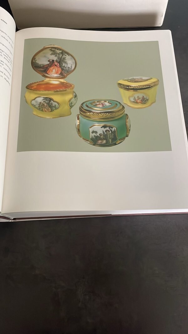 Boîtes En Porcelaine. Des Manufactures Européennes au XVIIIe Siècle, par Barbara BEAUCAMP-MARKOWSKY – Image 5