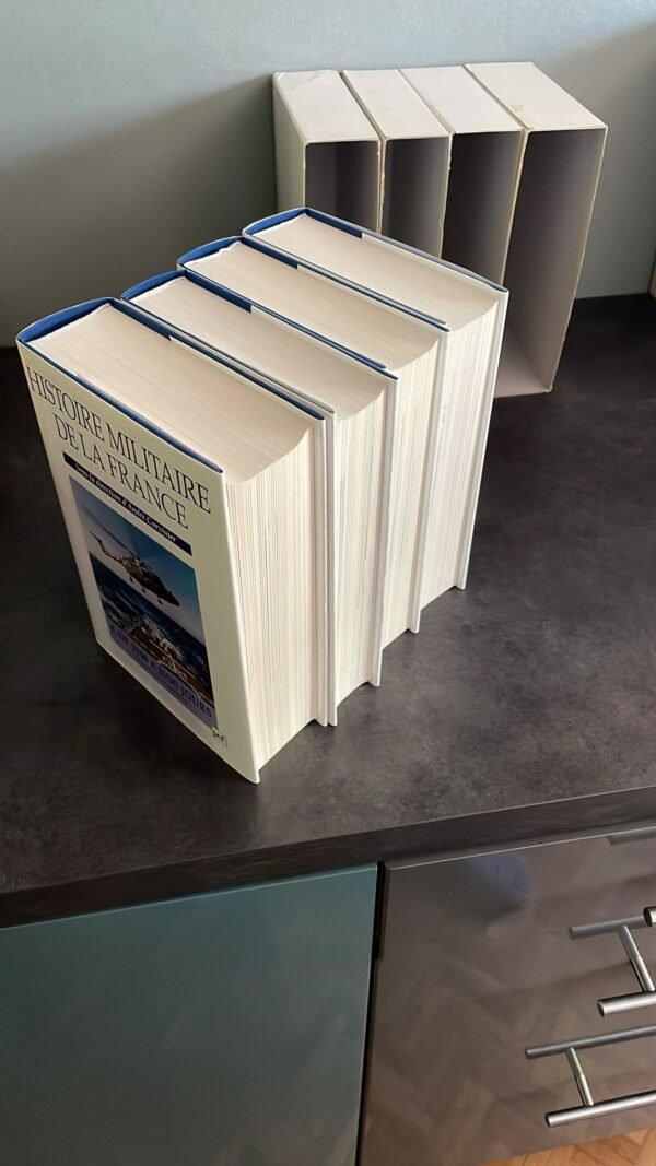 Histoire Militaire de la France. Dirigée par André Corvisier. Editions Presses Universitaires de France.1992 – Image 3