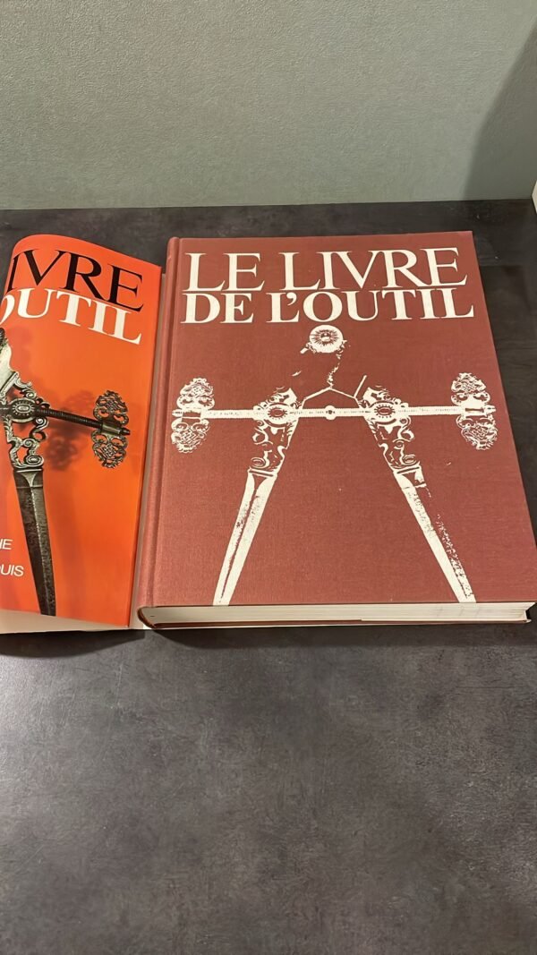 Le Livre De L'Outil par André Velter &  Marie - José Lamothe. Photos de Jean Marquis. Editions Hier & Demain 1976. Edition Originale. – Image 3