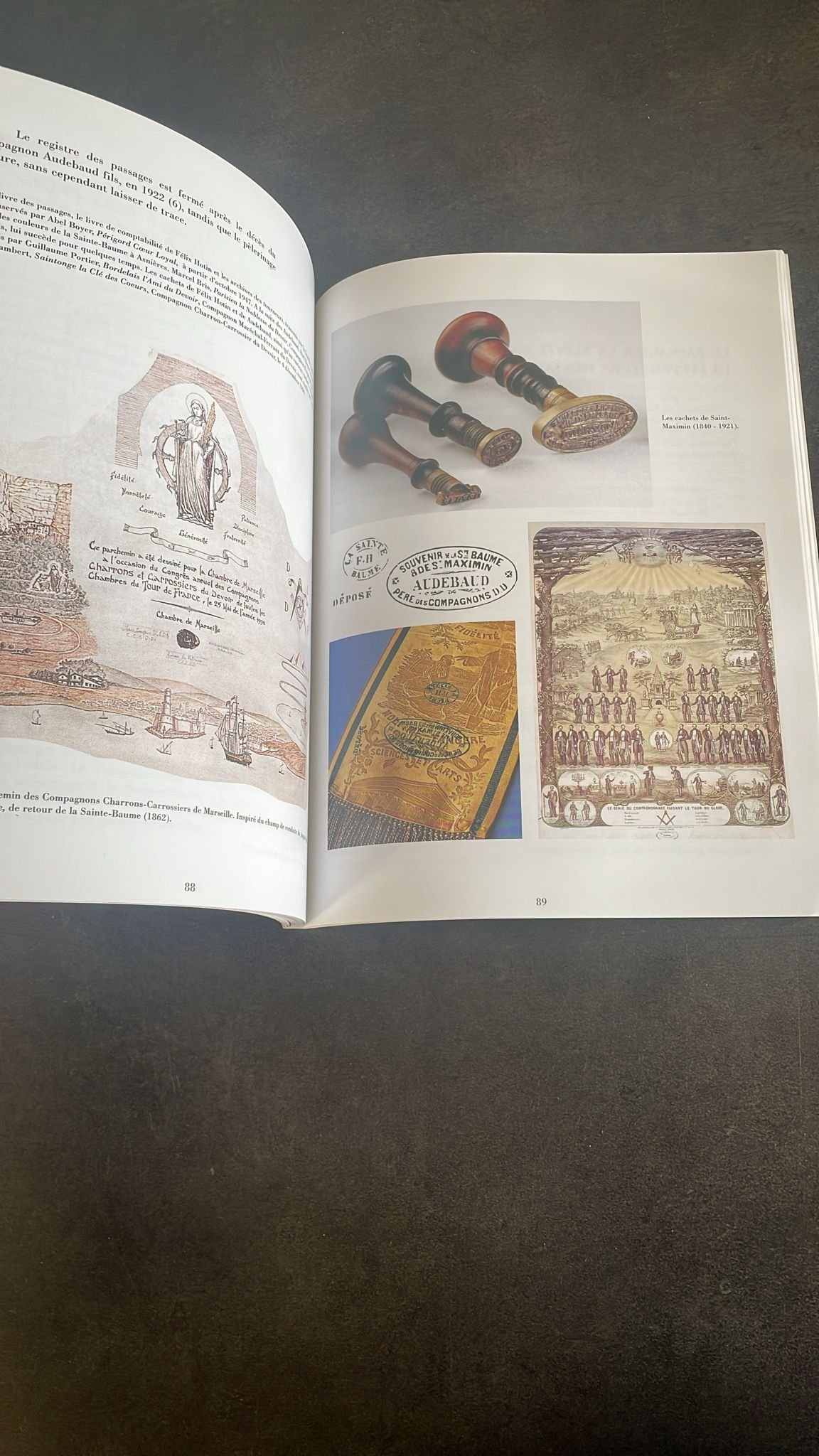 La Sainte - Baume : le pèlerinage des Compagnons du devoir. Le livre des passages des Compagnons à la Sainte Baume – Image 8