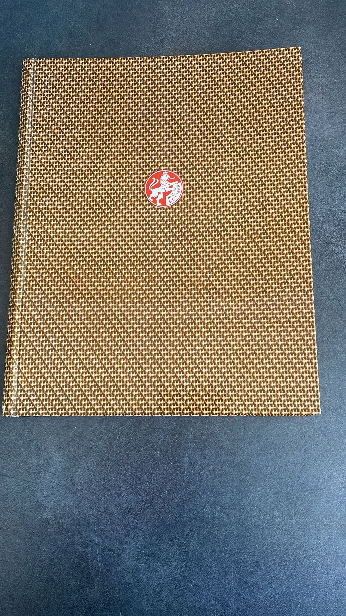 Cette brochure N°330/ 1250 a été réalisée à l’occasion du 90e anniversaire des établissements MARTEL - CATALA & Cie. Sélestat 67600 France ( 1868 - 1958 )